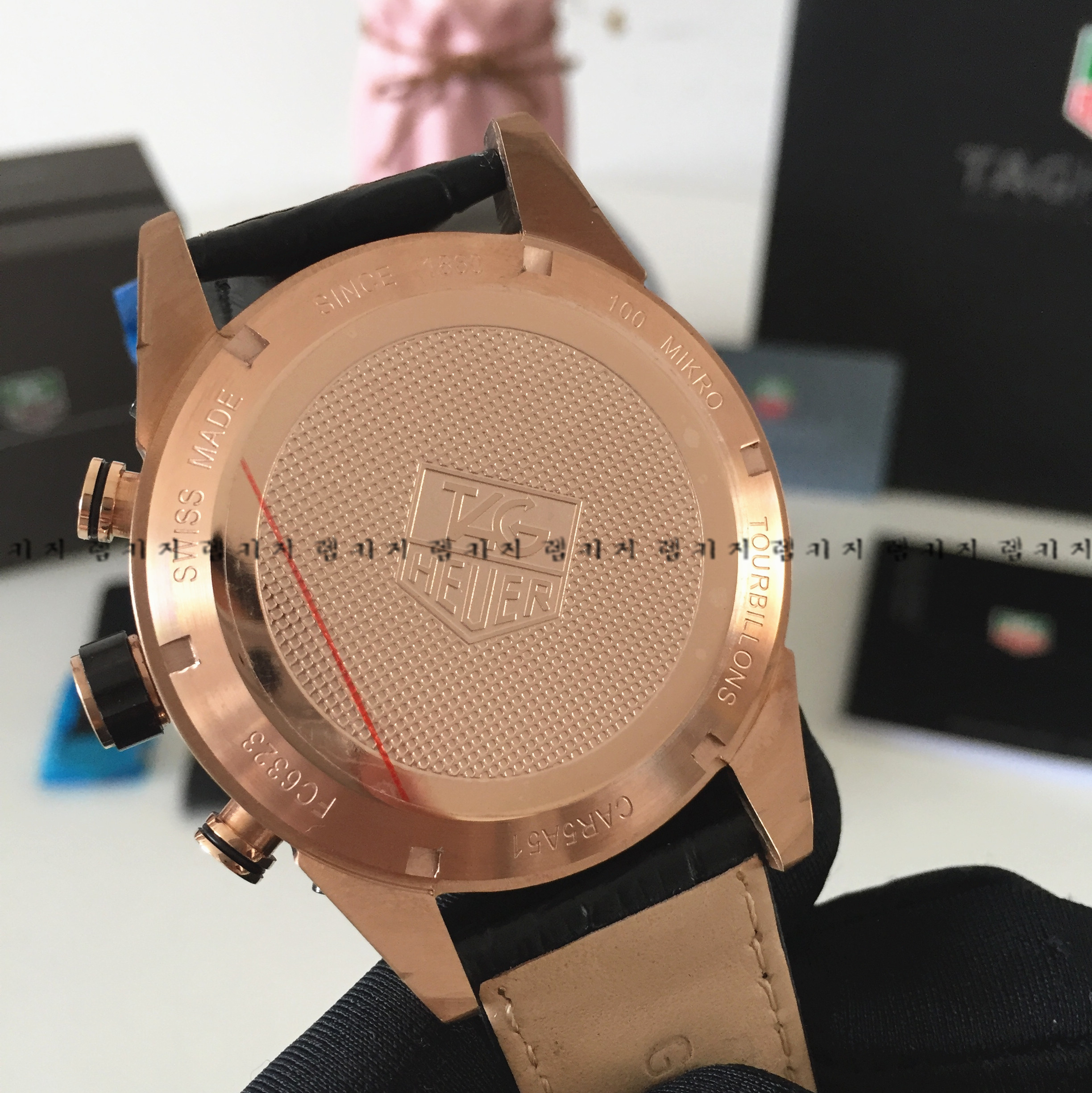 태그호이어 마이크로 뚜르비옹 가죽시계 + 우레탄시계